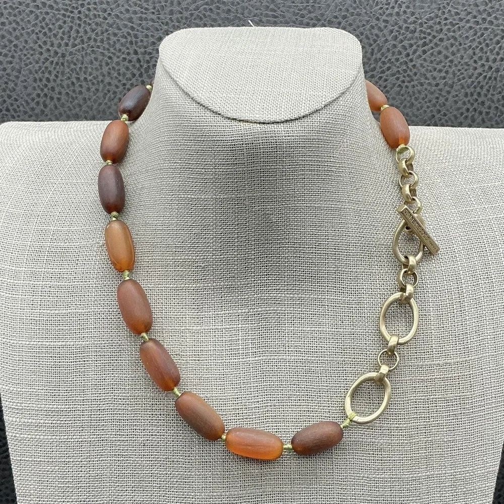 Kenneth Cole New‎ York Necklace Brown Wood Beads Gold Tone Chain Toggle Clasp